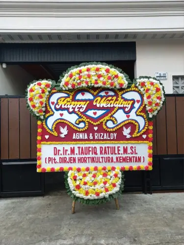 Papan Bunga Pernikahan pemalang